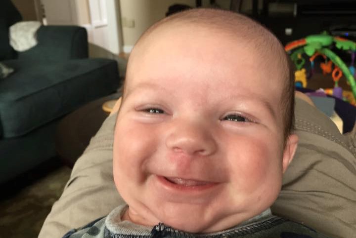 FOTO Smijemo li vas usrećiti ovim predivnim bebinim prvim osmijesima?