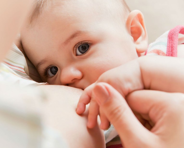 Mitovi o dojenju: Ne vjerujte svemu što "znate"