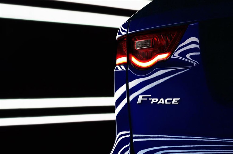 Jaguar najavio svoj prvi terenac - X-Pace!
