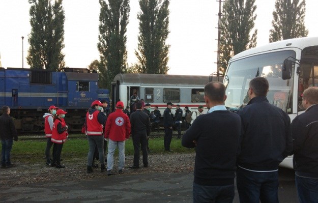 Vlak s 1200 izbjeglica iz Čakovca krenuo prema Sloveniji