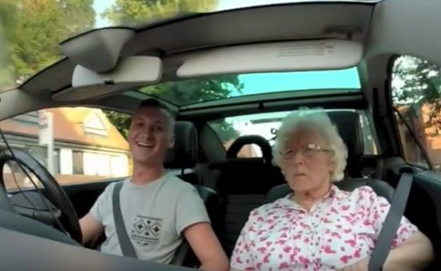 VIDEO Unuk učinio nešto fantastično za bakin rođendan i oduševio svijet