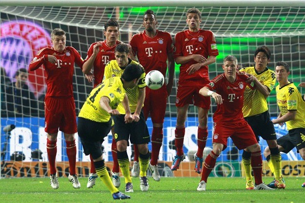 Borussia Dortmund se ne šali: Stiže bivši napadač Bayerna