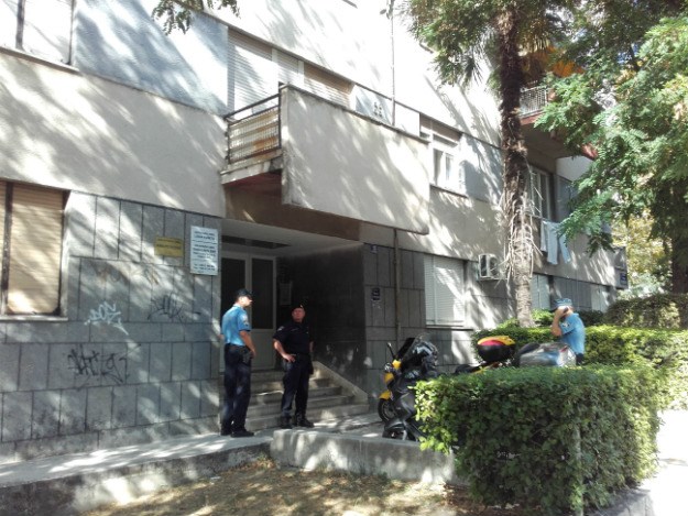 Kraj talačke situacije u Splitu: Uhićen muškarac koji je tajnici u uredu prijetio škarama zbog ovrhe