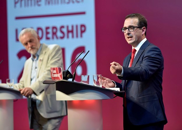 Jeremy Corbyn ili Owen Smith? Britanski laburisti počeli izbor čelnika