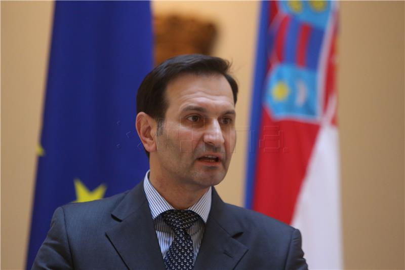 Ministar Kovač o špijunskoj aferi: "To je trećerazredna sapunica"