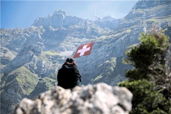 Švicarska desnica protiv snažnijeg povezivanja s EU