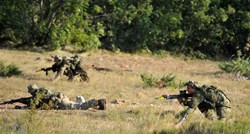 Akcija na "Crvenoj zemlji": Hrvatski i britanski vojnici u zajedničkoj vježbi kod Knina