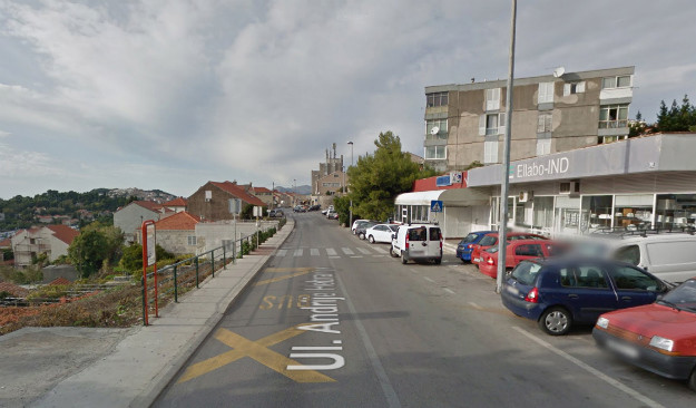 Trojica palicom napala policijske službenike u Dubrovniku: Ozlijeđena 3 policajca i napadač