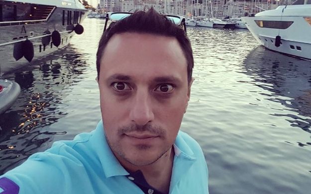 Andrija Milošević sam sebe "uhvatio" s bocom na plaži pa postao internetski hit