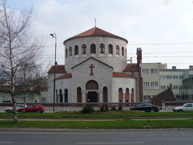 Sarajevski policajci uhvatili muškarca koji je u nedjelju zapalio Pravoslavnu crkvu