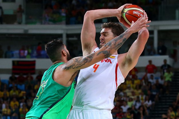 Brazil u drami pobijedio Španjolsku: Gasol ponovno tragičar
