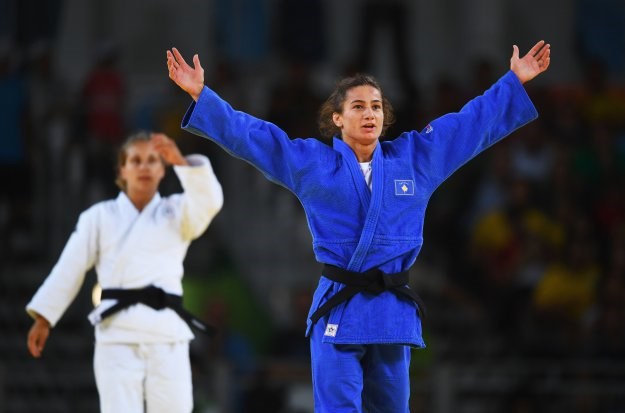 Kosovo slavi prvu olimpijsku medalju - zlatnu!