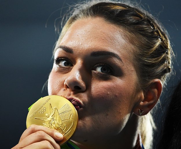 FOTO Hrvatska himna treći put u Riju: Sandra primila zlatnu medalju