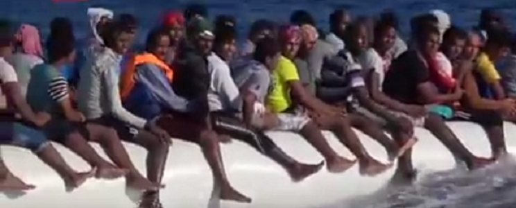 VIDEO Tri tisuće migranata spašeno iz mora između Libije i Italije