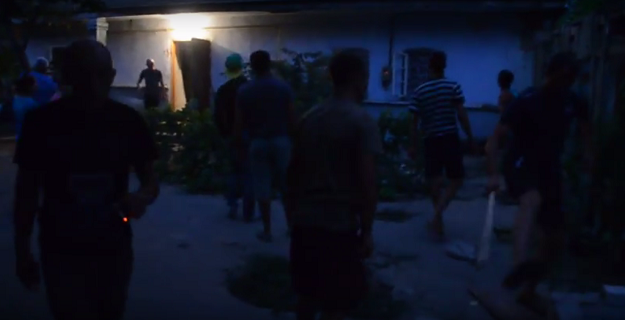 VIDEO Ukrajinski seljaci zbog ubojstva djevojčice skoro linčovali romsku obitelj