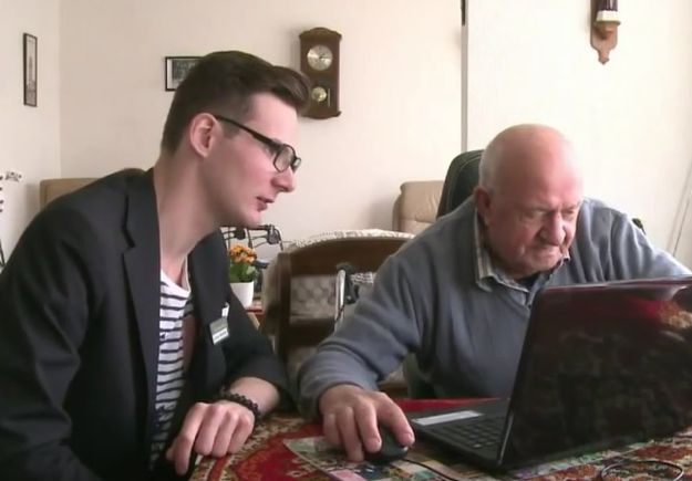 Studenti volontiraju i žive u staračkim domovima da uštede na stanarini