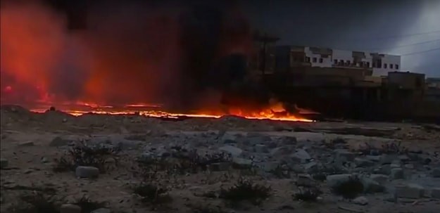 VIDEO Militanti ISIS-a naftom poplavili ulice i zapalili grad