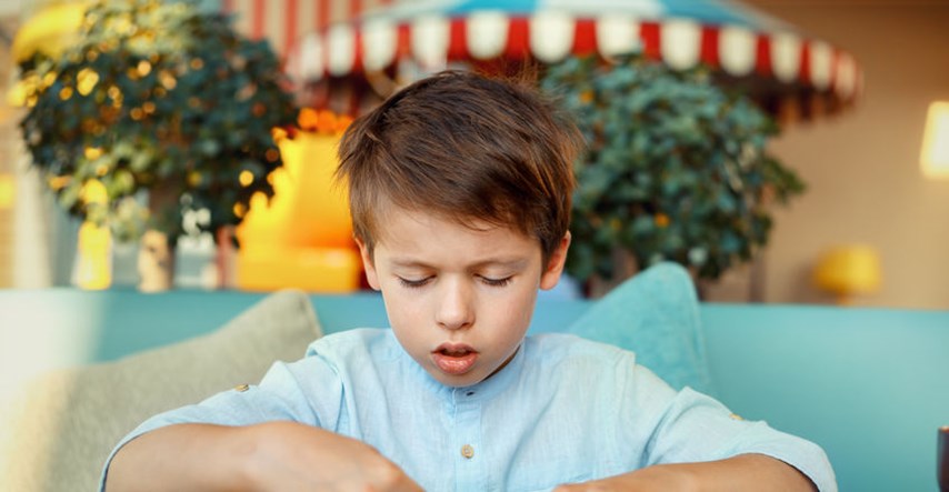 15 jednostavnih znakova da vam dijete možda ima disleksiju