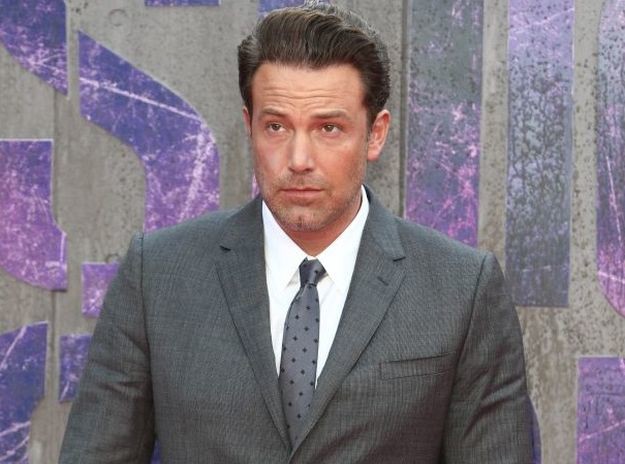 Ben Affleck ne može naći curu pa se žali bivšoj