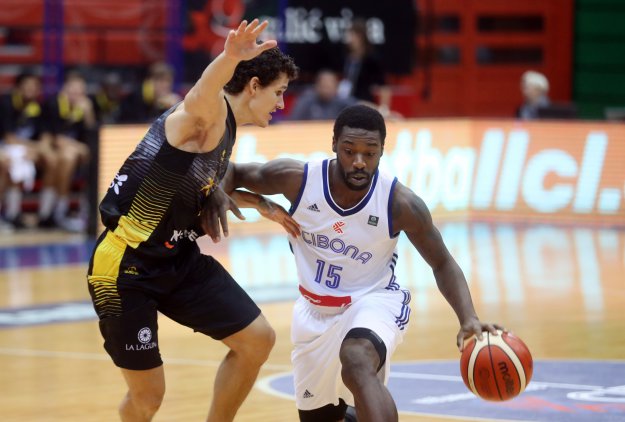 Cibona Ligu prvaka otvorila teškim porazom: U cijeloj četvrtini postigla samo pet poena