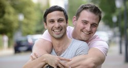 Britanija amnestira osuđene homoseksualace i biseksualce