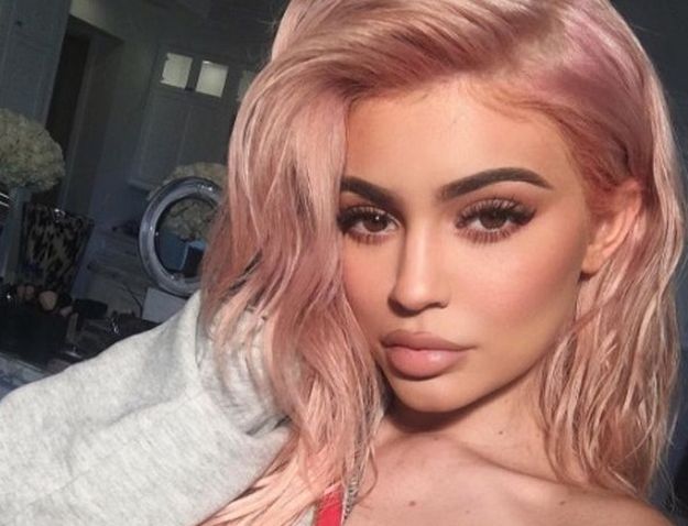 Kylie Jenner brutalno spustila tipu koji joj je rekao da izgleda kao prostitutka