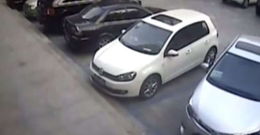 VIDEO Morate vidjeti tipa koji je uspio isparkirati auto tek iz 21. pokušaja