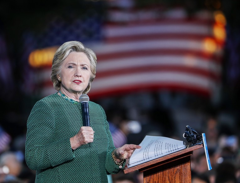Paradoks Hillary Clinton: Nepopularna političarka na pragu Bijele kuće