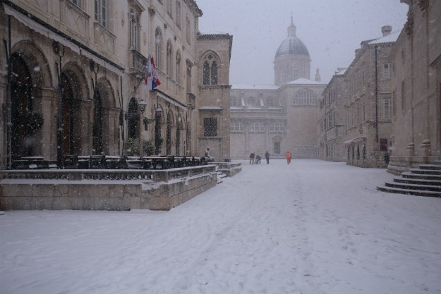 FOTO Nagrađivani fotograf snimio sjajne fotke snijega u Dubrovniku, mi smo oduševljeni