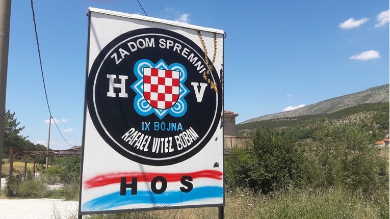 VIDEO Pavelićev general i ustaška krilatica za oproštaj s turistima u Splitskoj županiji