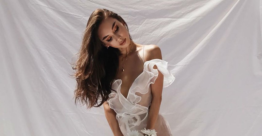 Ova modna blogerica odlučila se udati u prozirnoj vjenčanici