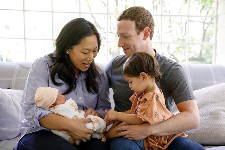 FOTO Mark Zuckerberg dobio drugu kćer, a internet se sprda s njezinim imenom