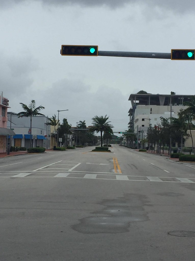 VIDEO, FOTO U iščekivanju Irme, pogledajte sablasno prazne ulice Miami Beacha