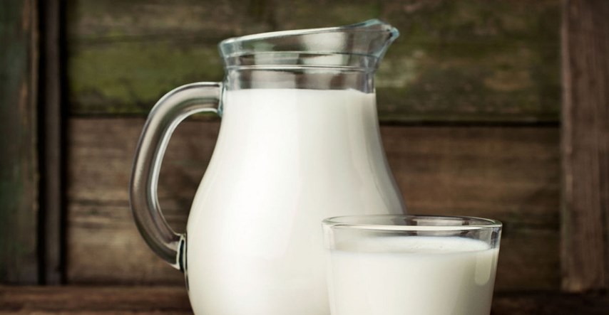 Gomila razloga zašto biste trebali početi piti jeftino mlijeko od zobi