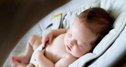 Nosilice i sjedalice za bebe čine veću štetu nego korist