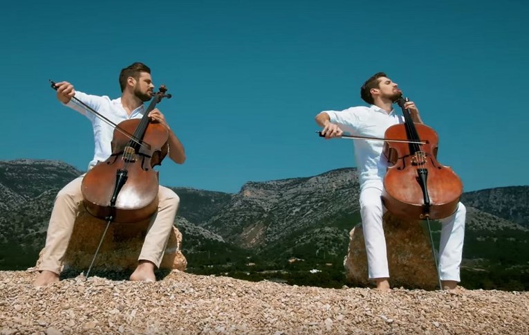 VIDEO 2Cellos rasturili "Vatrene kočije" u novom spotu snimljenom na Zlatnom ratu