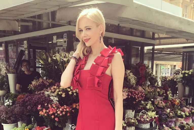 Jelena Rozga nosi najposebniju crvenu haljinu među poznatim Hrvaticama