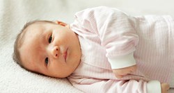 Trebaju li vas plašiti akne kod beba?
