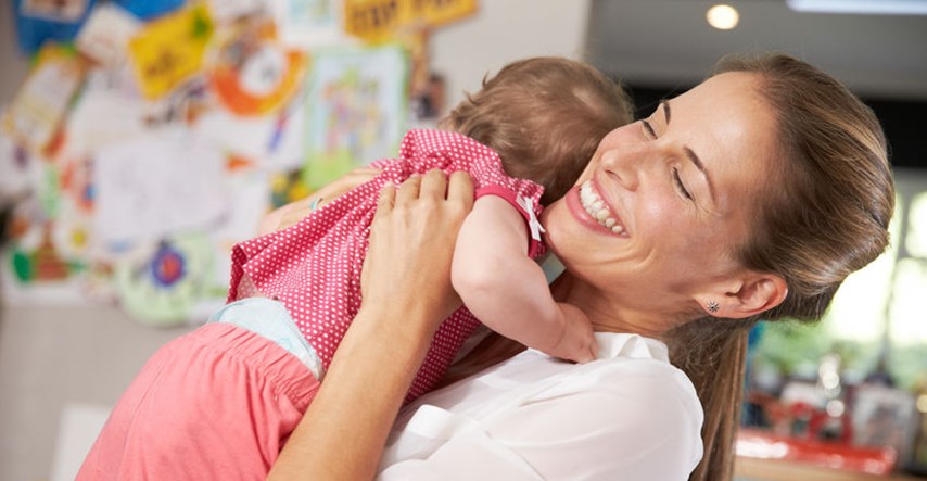 Riječi utjehe koje bi trebala čuti svaka mama prije polaska na posao nakon porodiljnog dopusta