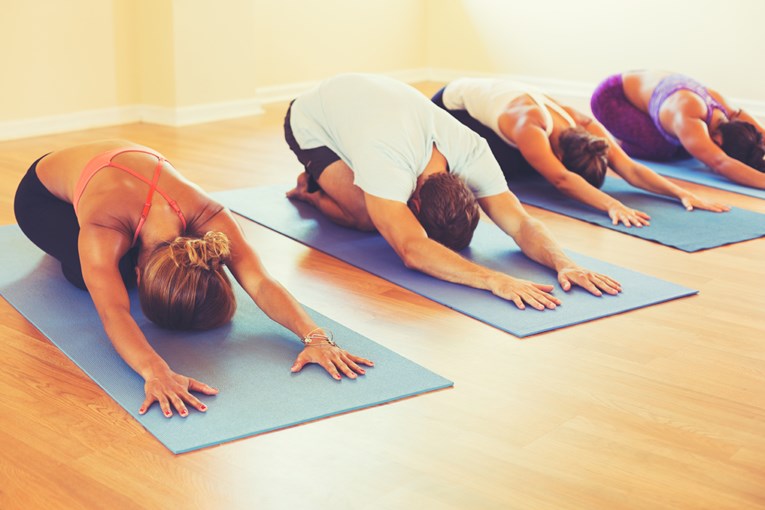 Brzi joga trening koji će vam transformirati tijelo