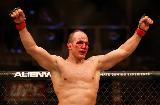 Junior Dos Santos uspješno operiran nakon dvoboja s Miočićem