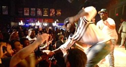 VIDEO 50 Cent lupio obožavateljicu šakom u prsa,  ono što se dogodilo nakon nitko nije očekivao