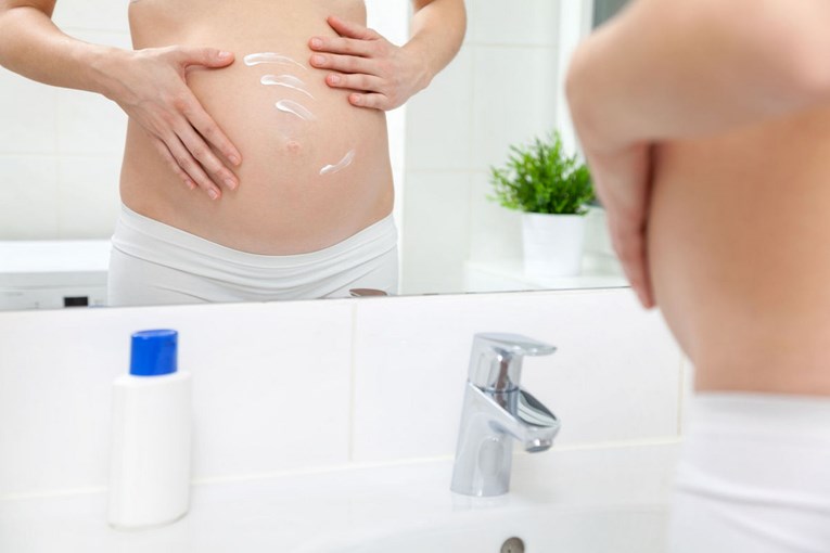 4 pokazatelja da biste u trudnoći mogle dobiti strije