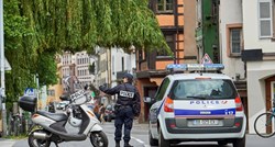 Francuska: Psihički bolesnik ubo nožem rabina uz povike "Allahu ekber"
