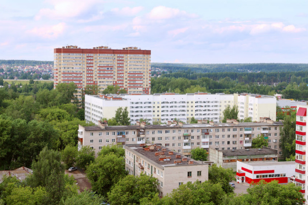 60-godišnjak optužen za pokušaj ubojstva rođaka u Dugom Ratu skočio u smrt s desetog kata zgrade