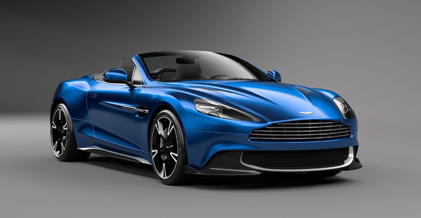 Aston Martin: Prelijep i u toplesu