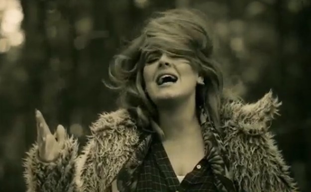 Adele ponovno rastužila obožavatelje: Povlači se iz glazbe, ali s dobrim razlogom