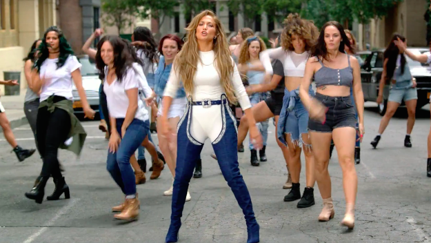 Ain´t Yo Mama: U novom spotu Jennifer Lopez nosi sexy Rihannine čizme
