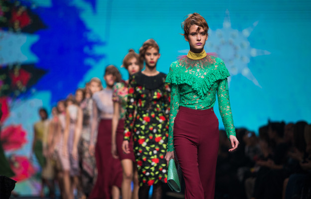 Cvjetna snaga Aleksandre Dojčinović: Popularna dizajnerica otvorila prvu večer Fashion.hr-a
