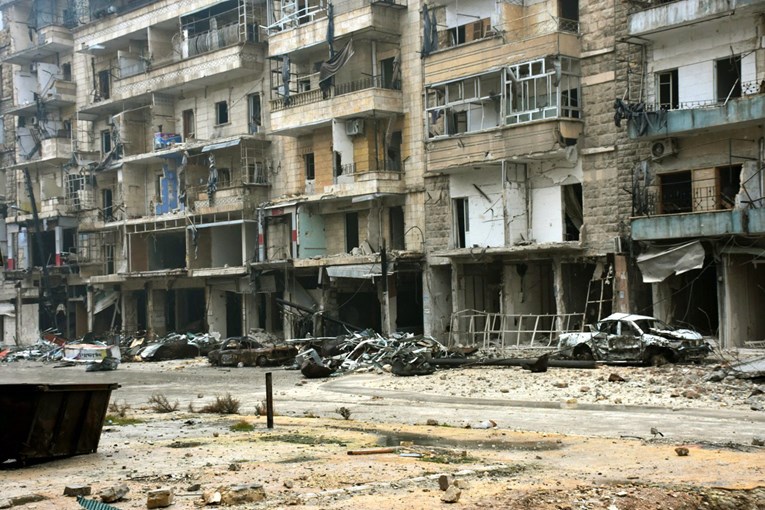 U Alepu i dalje traju borbe, civili strahuju da će vojska likvidirati obitelji boraca na licu mjesta